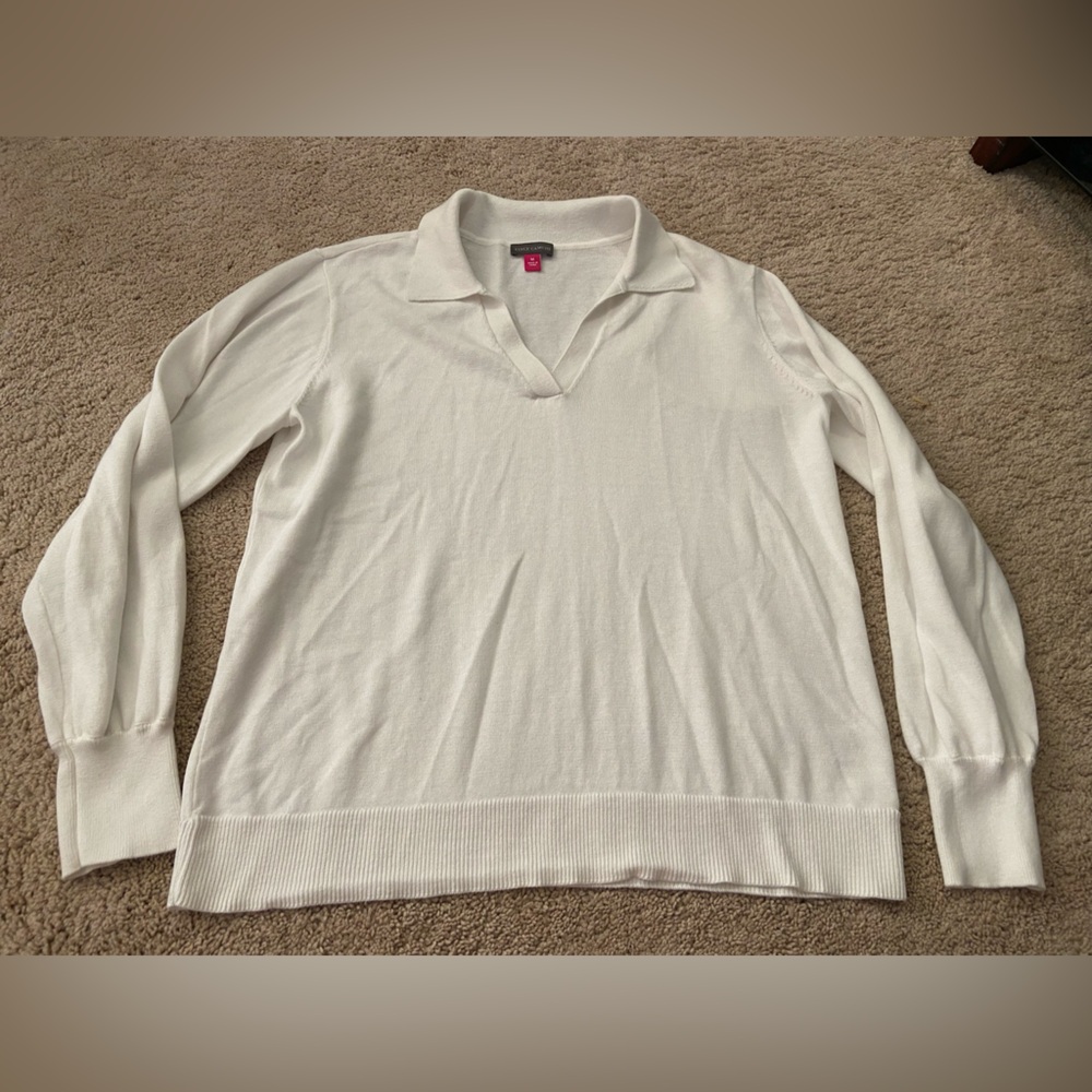 Vince Camuto lightweight knit sweater. Sz woman’s M.